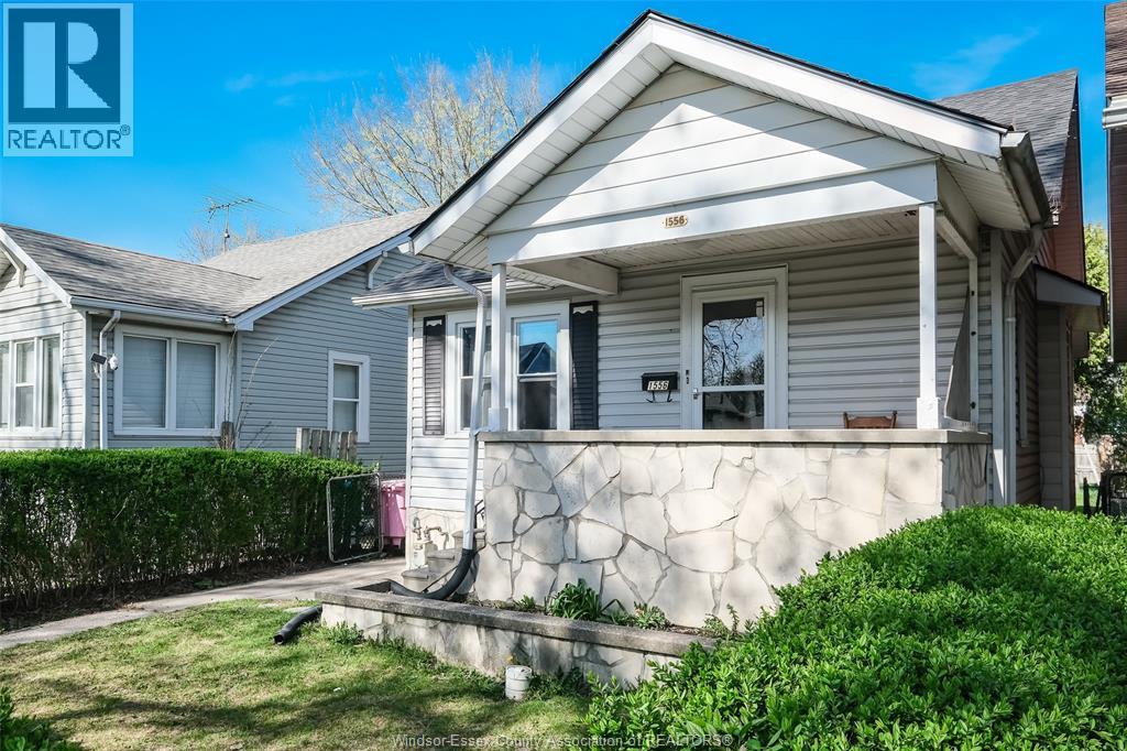 MLS# 25025095: 1556 GLADSTONE AVENUE, Windsor, Canada