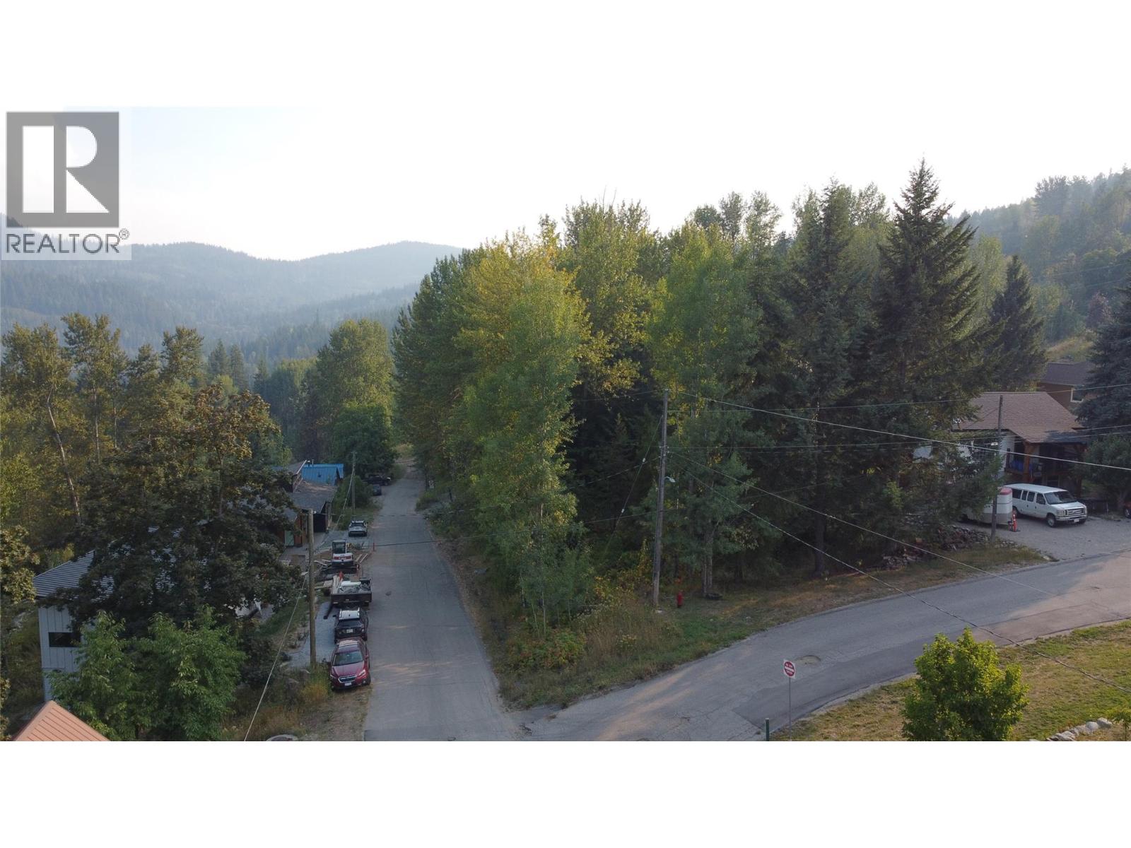 2061 Phoenix Avenue, rossland, British Columbia