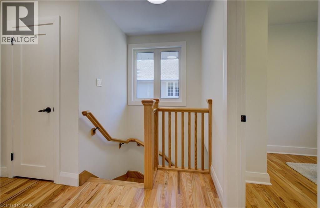 131 Belmont Avenue, Waterloo, Ontario  N2L 2A8 - Photo 23 - 40775666