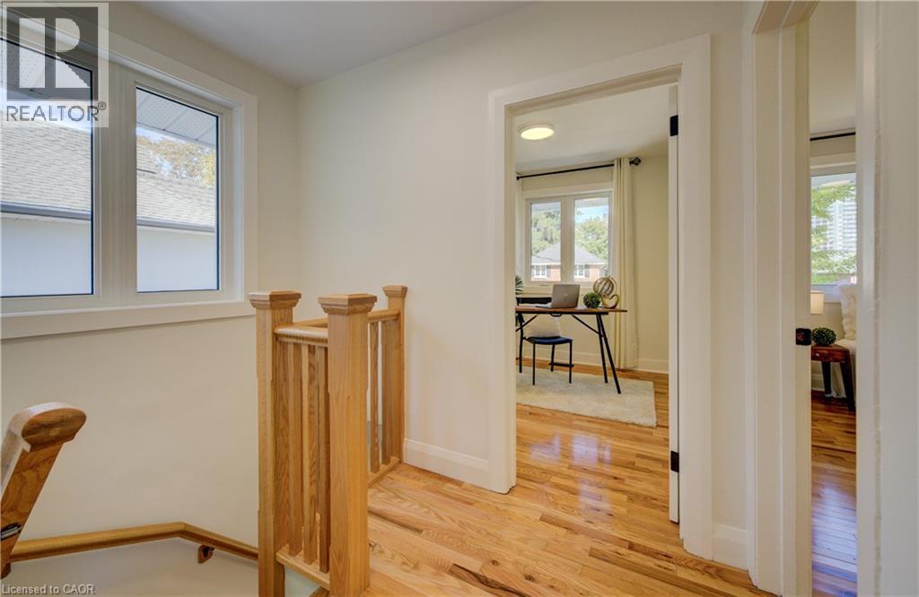 131 Belmont Avenue, Waterloo, Ontario  N2L 2A8 - Photo 19 - 40775666