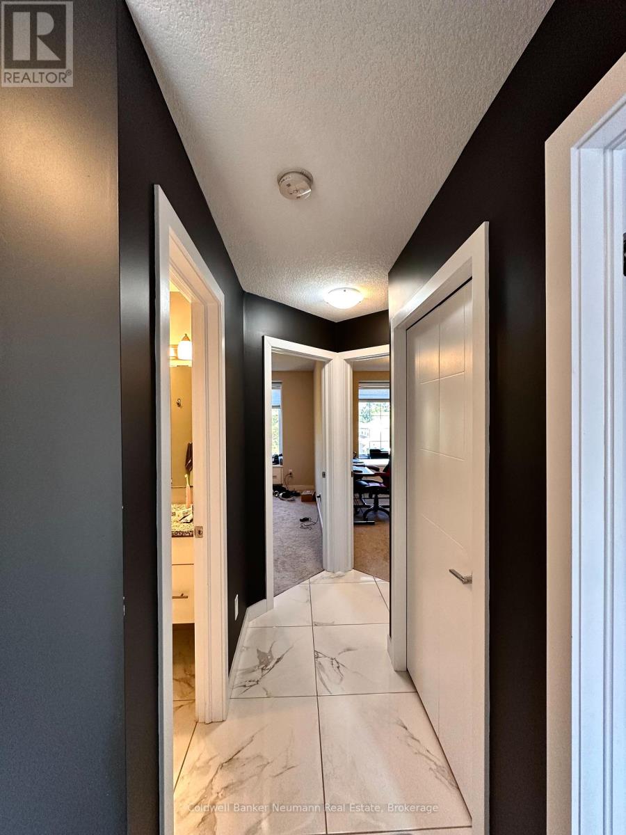 4 - 72 York Road, Guelph, Ontario  N1E 0M3 - Photo 10 - X12443394
