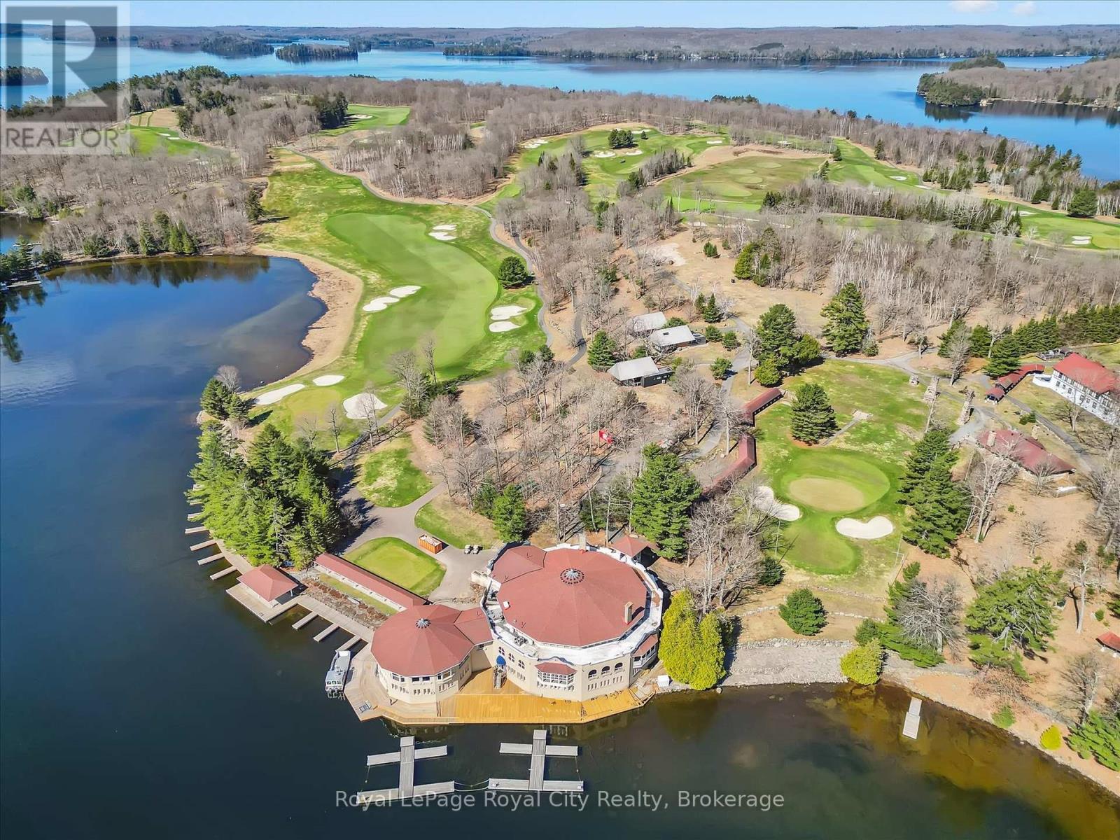 202 & 206 - 12 Bigwin Island, Lake Of Bays, Ontario  P0B 1A0 - Photo 29 - X12443406