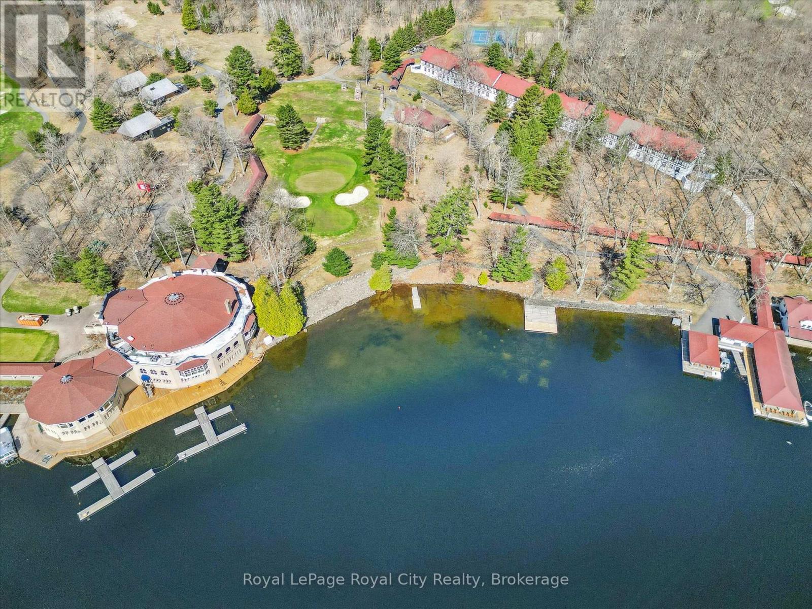 202 & 206 - 12 Bigwin Island, Lake Of Bays, Ontario  P0B 1A0 - Photo 30 - X12443406