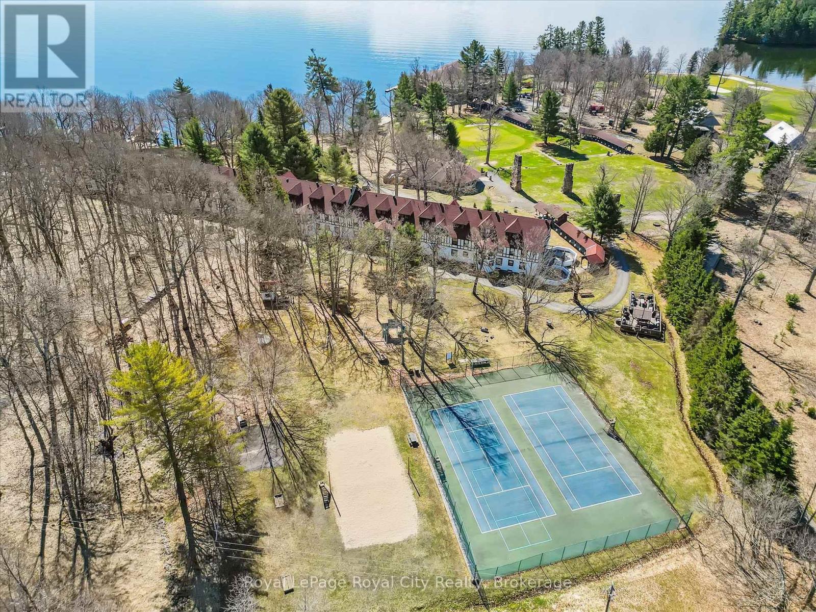202 & 206 - 12 Bigwin Island, Lake Of Bays, Ontario  P0B 1A0 - Photo 34 - X12443406
