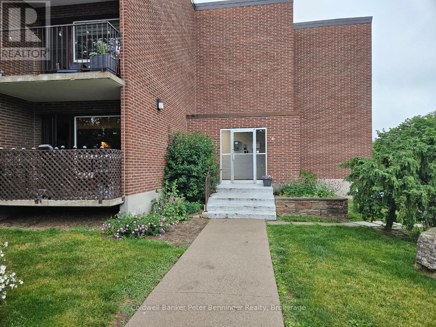 102 - 4 Avalon Place, Kitchener, Ontario  N2M 4N6 - Photo 1 - X12443420
