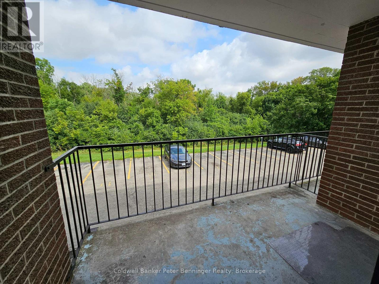 102 - 4 Avalon Place, Kitchener, Ontario  N2M 4N6 - Photo 10 - X12443420