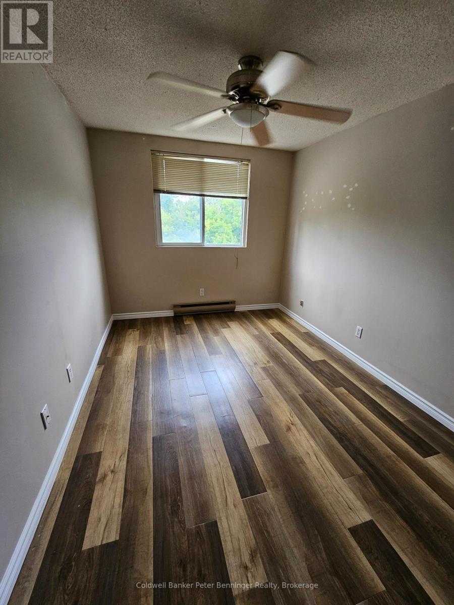 102 - 4 Avalon Place, Kitchener, Ontario  N2M 4N6 - Photo 17 - X12443420