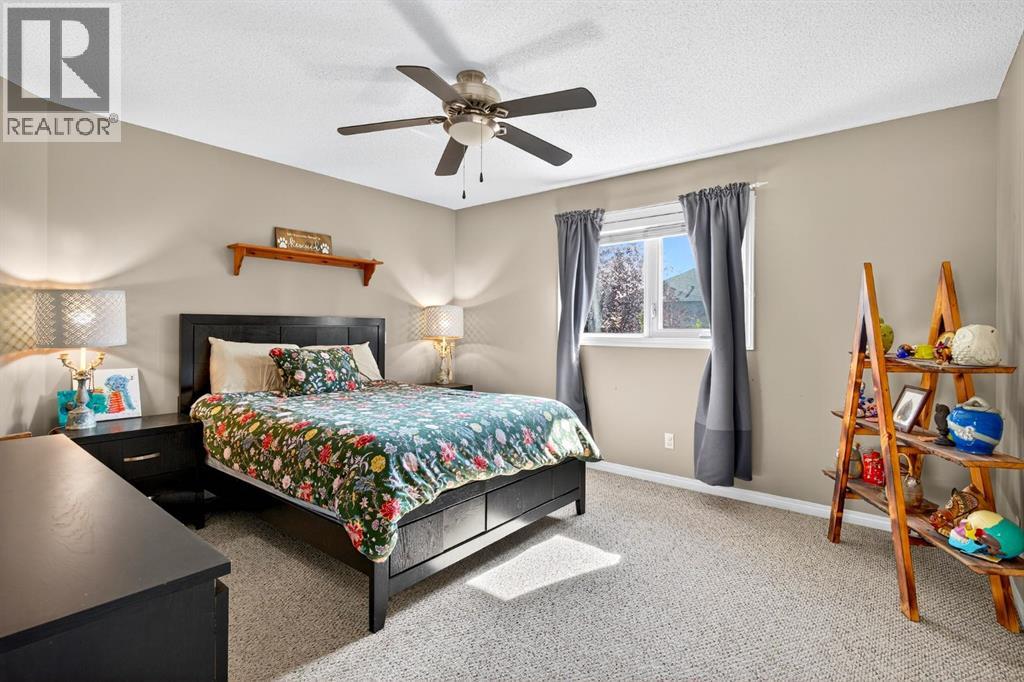 118 Coopers Close Sw, Airdrie, Alberta  T4B 2X2 - Photo 27 - A2258549