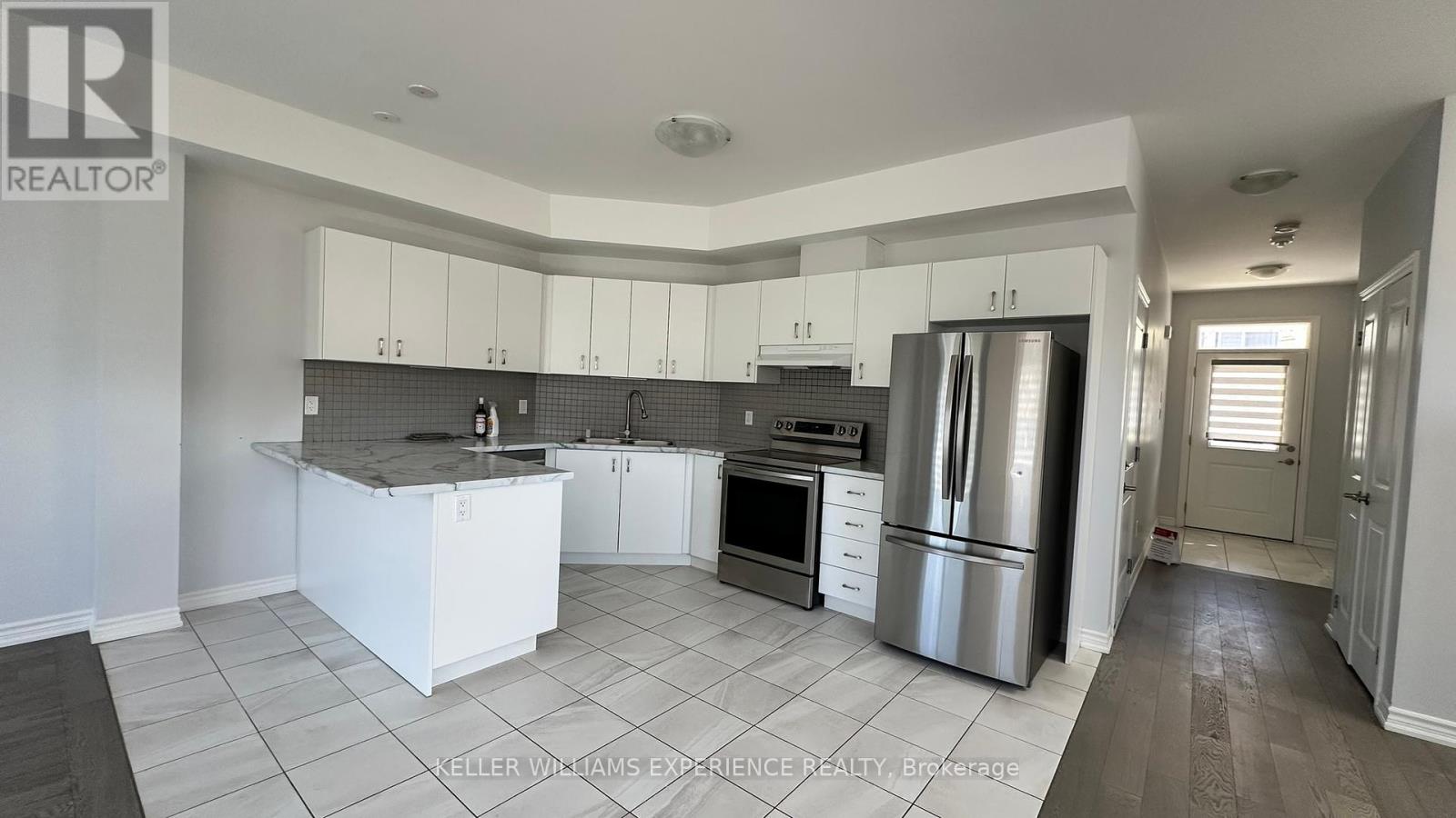 101 Addison Street, Blue Mountains, Ontario  N0H 1J0 - Photo 11 - X12415146