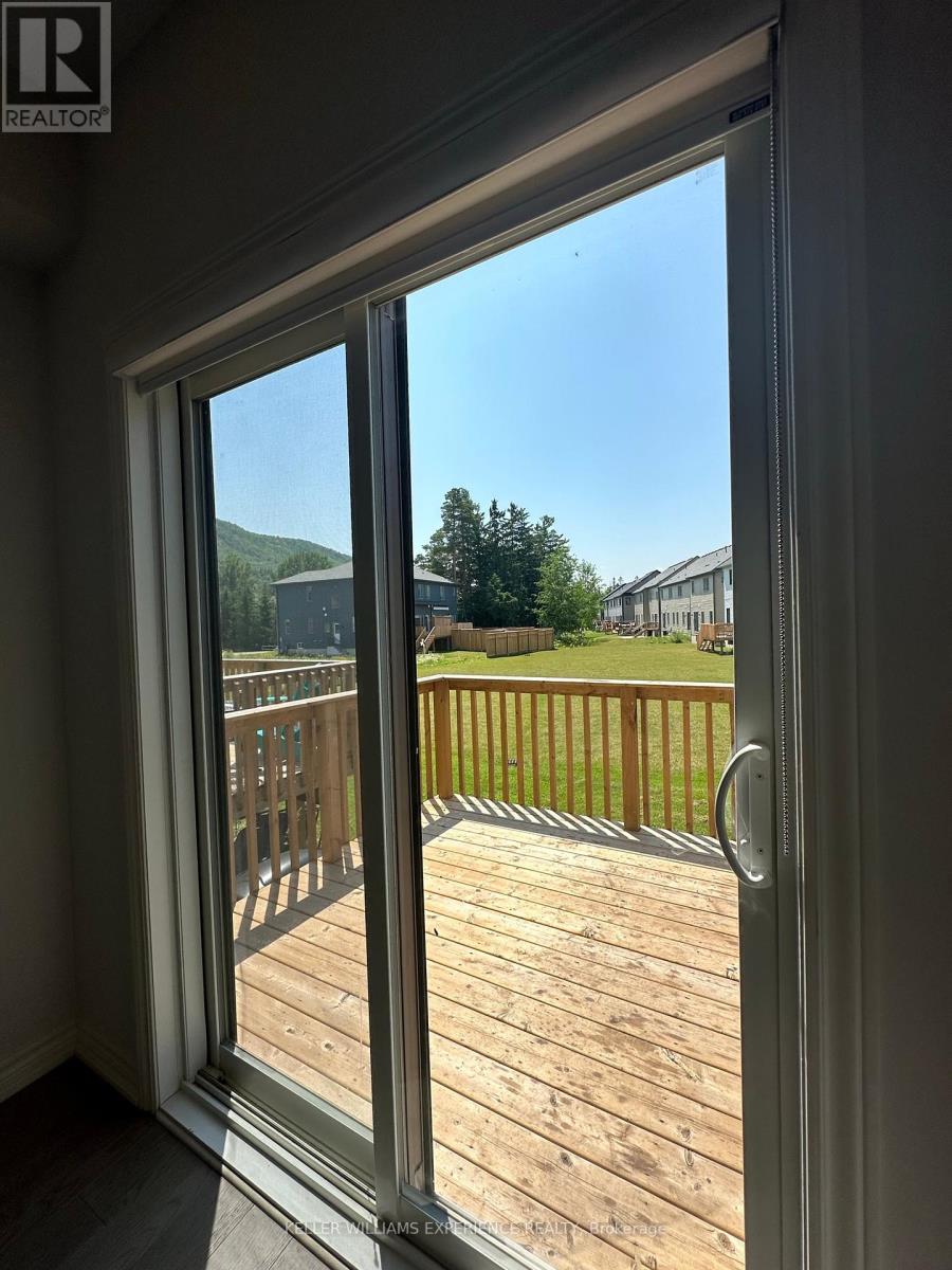 114 Jewel Street, Blue Mountains, Ontario  N0H 1J0 - Photo 8 - X12416620