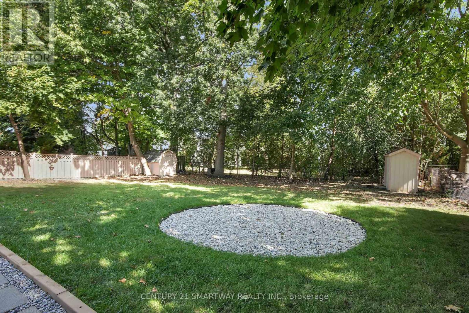 633 Donegal Drive, London North (North P), Ontario  N6H 3H6 - Photo 43 - X12442944