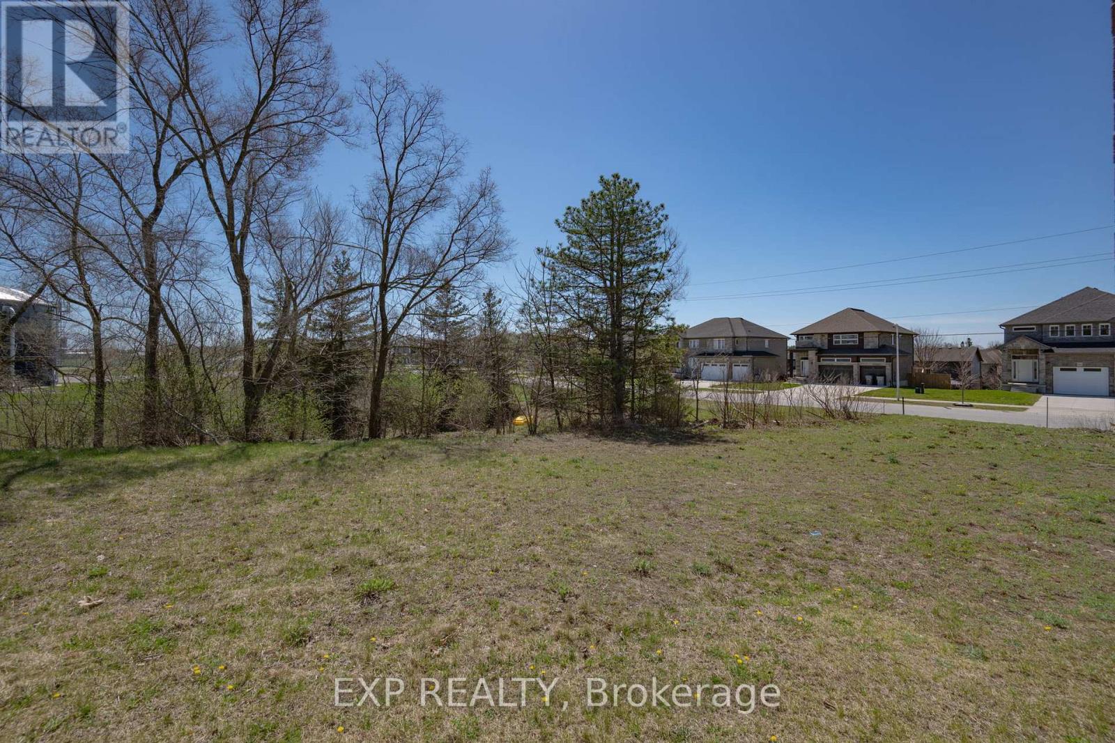 187 Queen Street, Middlesex Centre, Ontario  N0L 1R0 - Photo 3 - X12443453