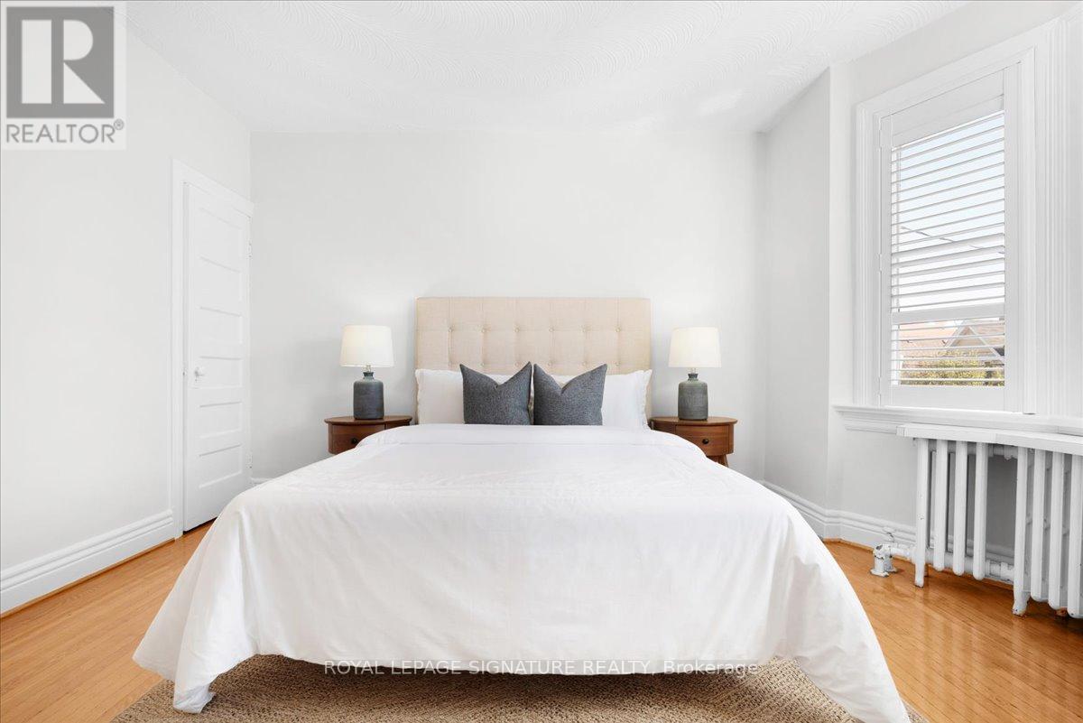 42 Manchester Avenue, Toronto, Ontario  M6G 1V3 - Photo 23 - W12422602
