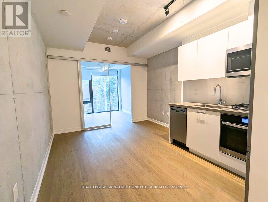 204 - 195 Mccaul Street, Toronto, Ontario  M5T 1W6 - Photo 4 - C12443212