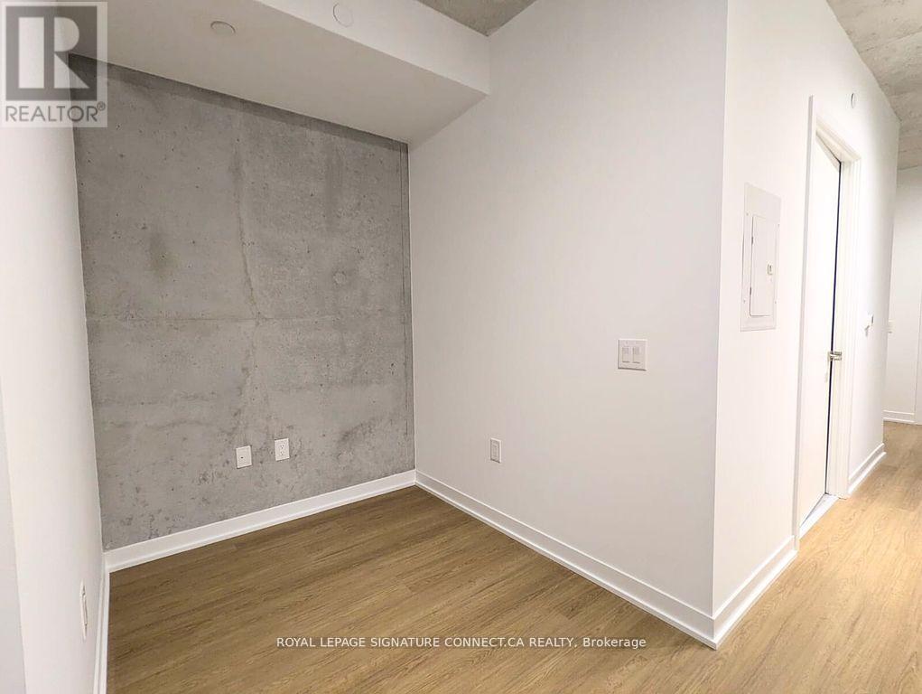 204 - 195 Mccaul Street, Toronto, Ontario  M5T 1W6 - Photo 5 - C12443212