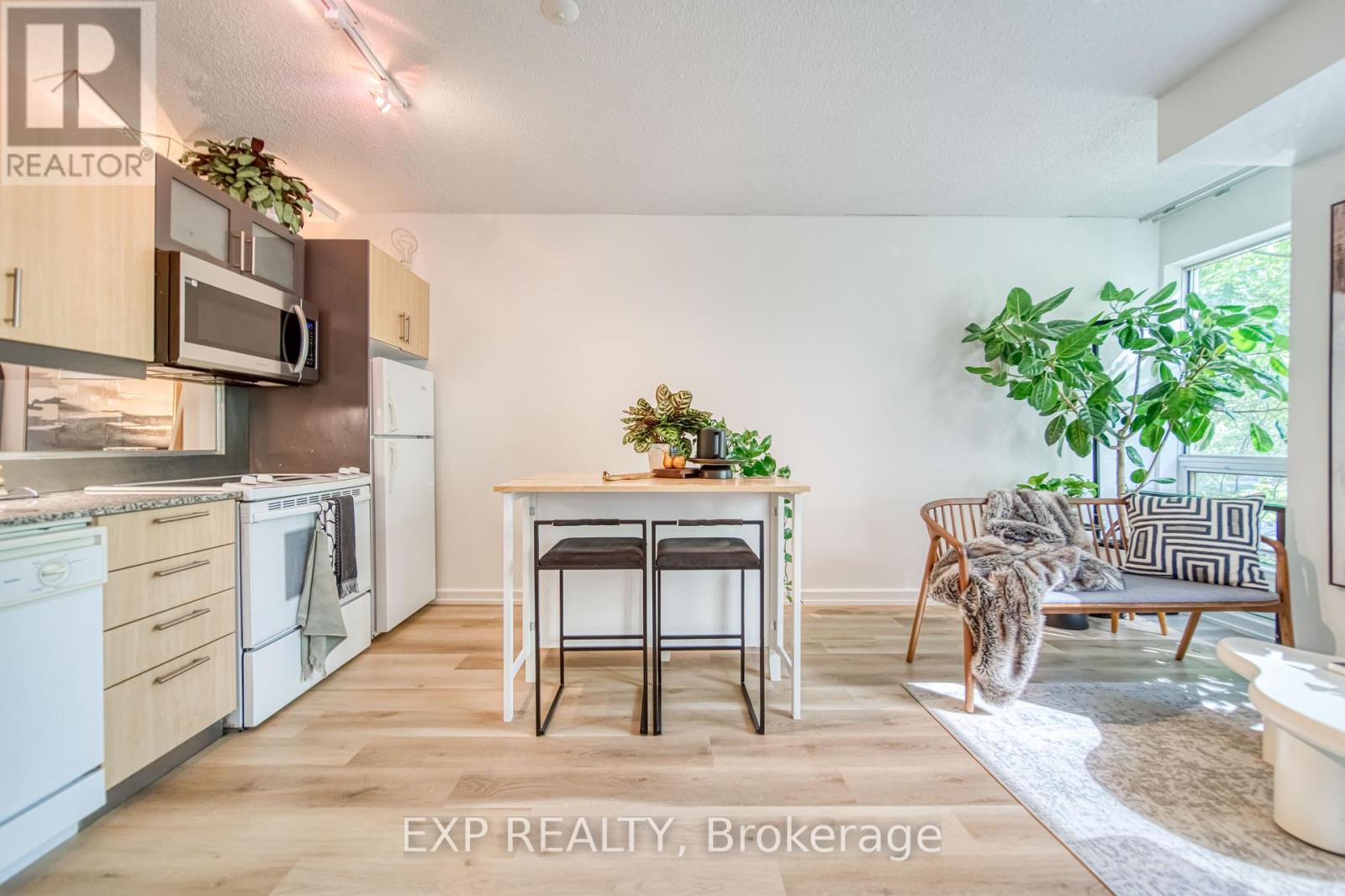 M10 - 350 Wellington Street W, Toronto (Waterfront Communities), Ontario  M5V 3W9 - Photo 10 - C12443280