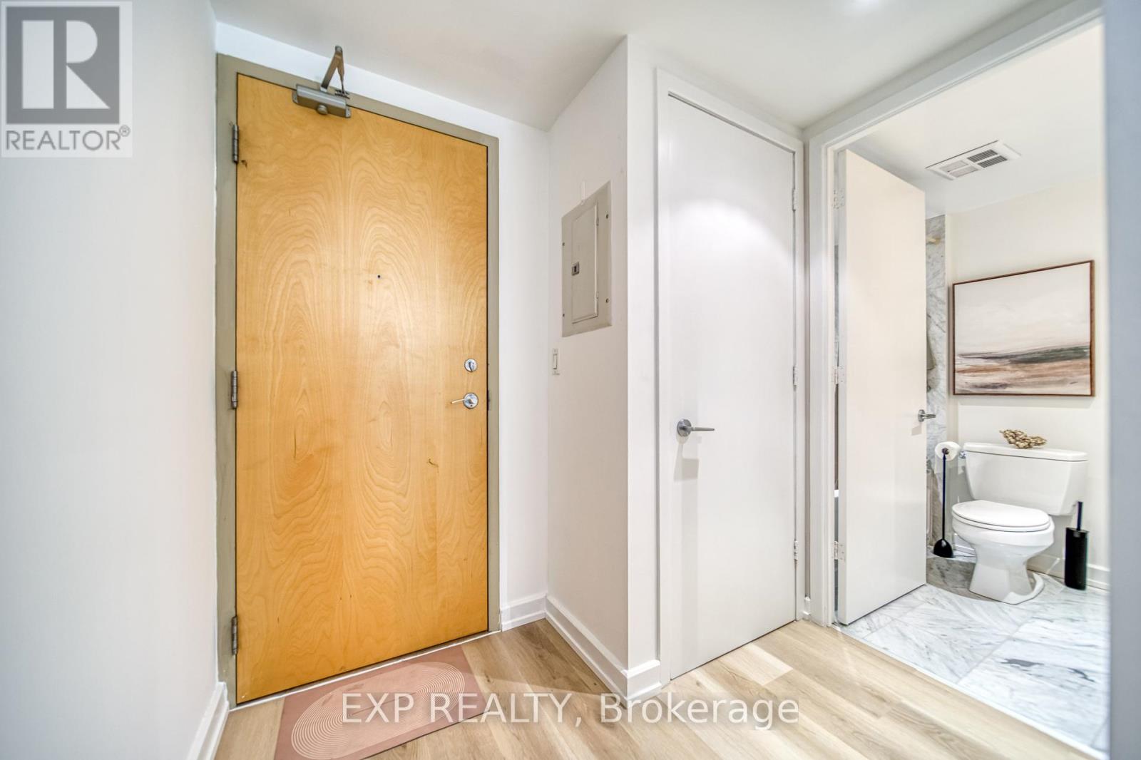 M10 - 350 Wellington Street W, Toronto (Waterfront Communities), Ontario  M5V 3W9 - Photo 6 - C12443280