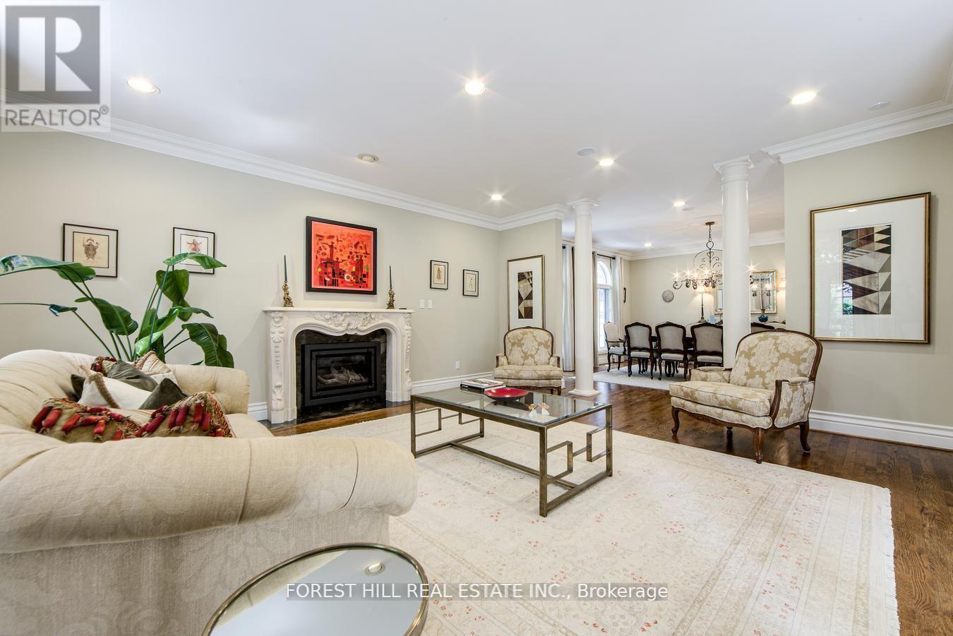 42 Aldershot Crescent, Toronto, Ontario  M2P 1L9 - Photo 4 - C12443333
