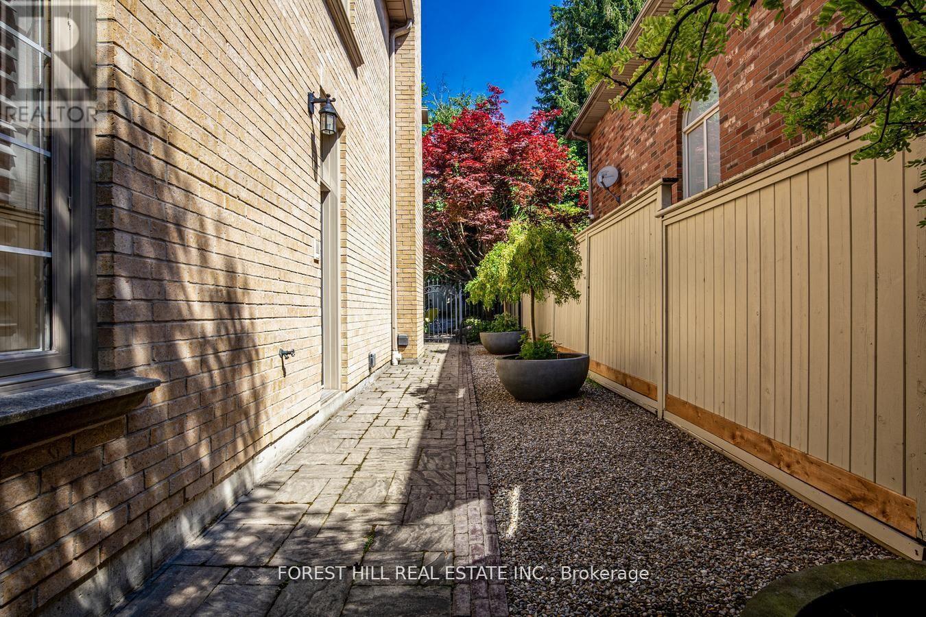 42 Aldershot Crescent, Toronto, Ontario  M2P 1L9 - Photo 48 - C12443333