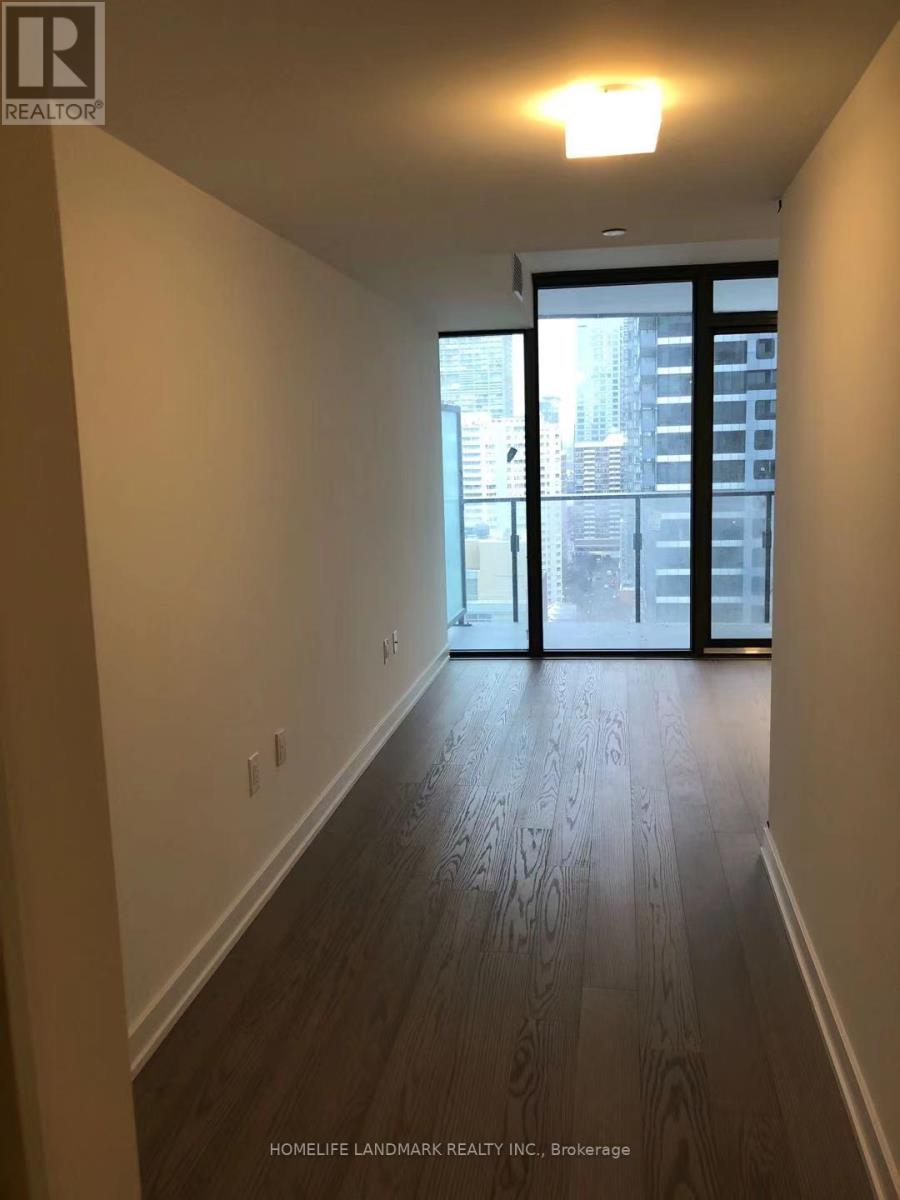 2010 - 11 Wellesley Street W, Toronto, Ontario  M4Y 1E8 - Photo 3 - C12443347