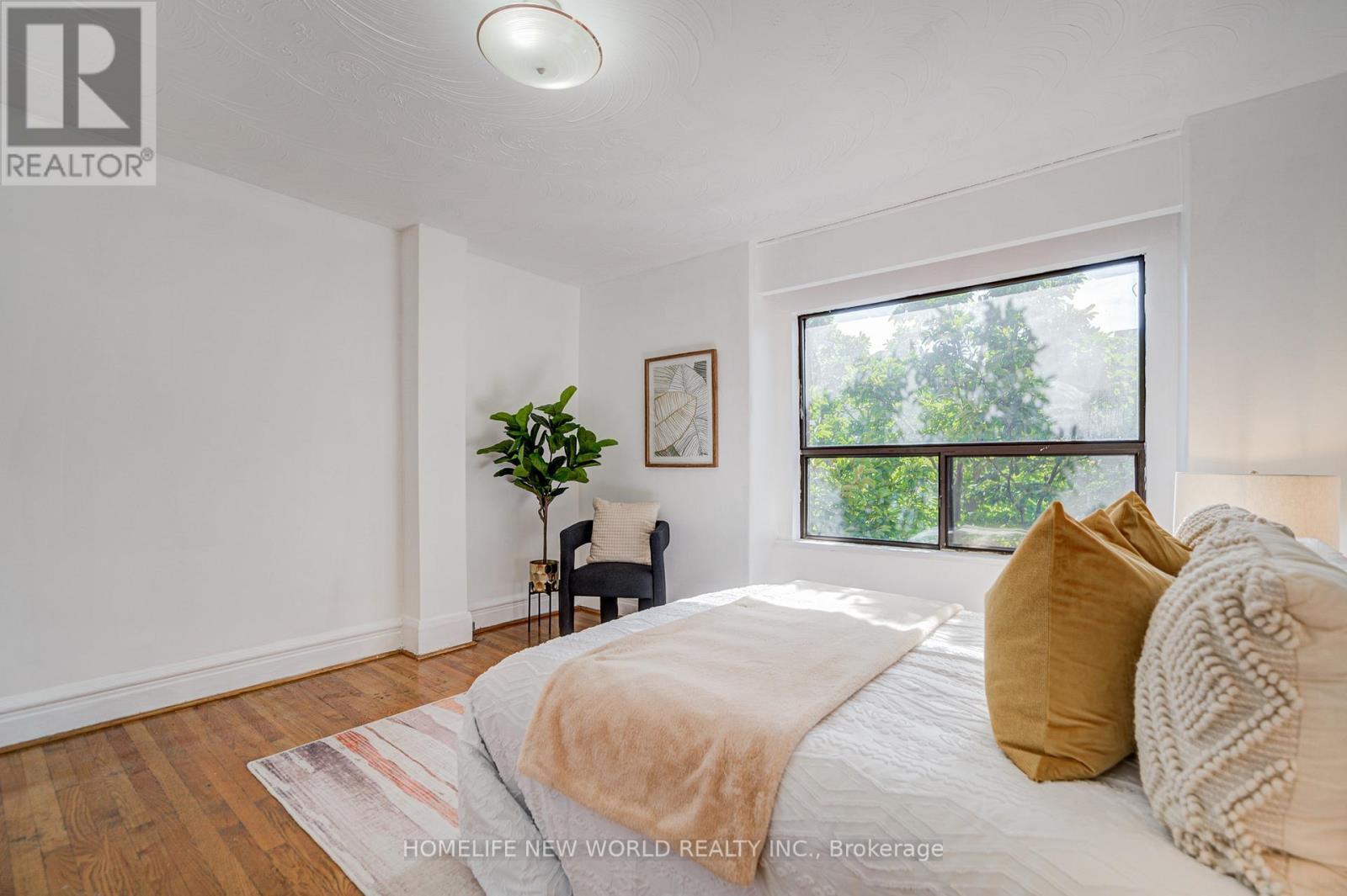 726 Adelaide Street W, Toronto (Niagara), Ontario  M6J 1B1 - Photo 19 - C12443354