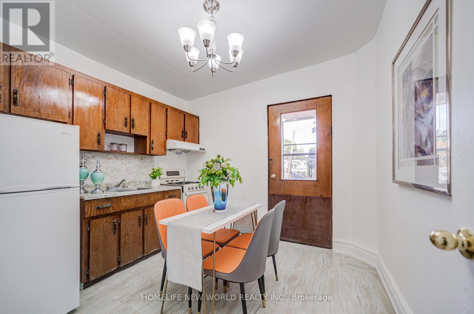 726 Adelaide Street W, Toronto (Niagara), Ontario  M6J 1B1 - Photo 25 - C12443354