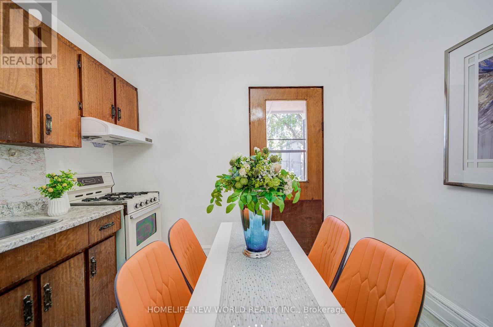 726 Adelaide Street W, Toronto (Niagara), Ontario  M6J 1B1 - Photo 26 - C12443354