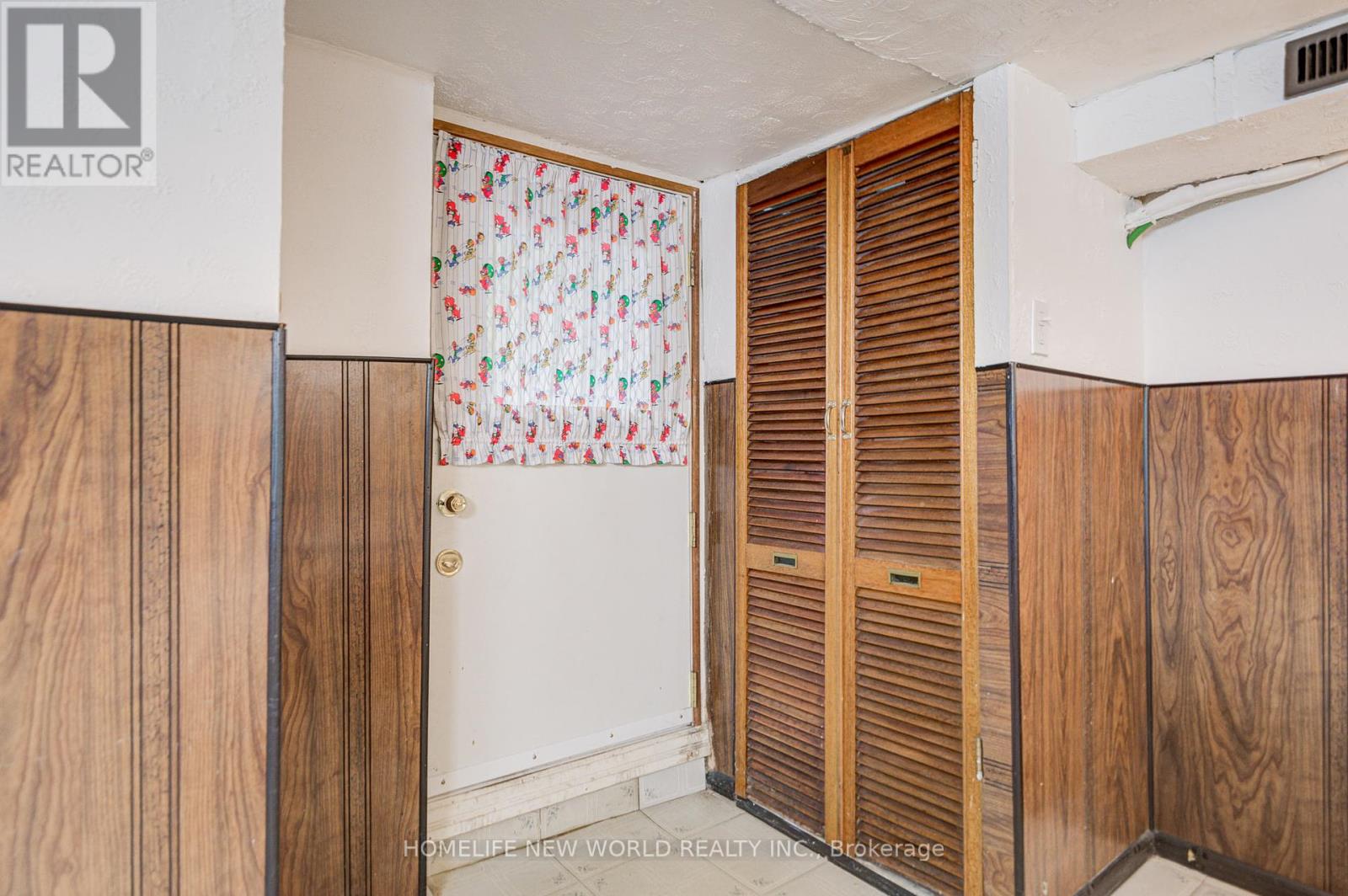 726 Adelaide Street W, Toronto (Niagara), Ontario  M6J 1B1 - Photo 41 - C12443354
