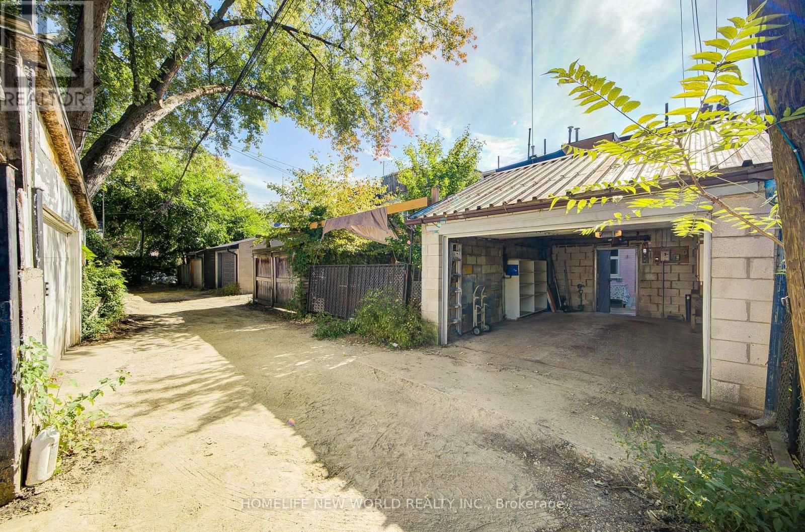 726 Adelaide Street W, Toronto (Niagara), Ontario  M6J 1B1 - Photo 48 - C12443354