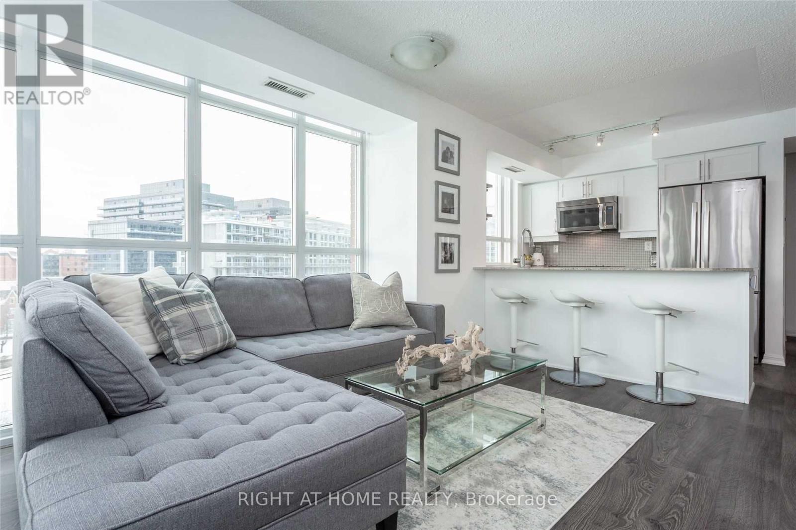 715 - 125 Western Battery Road, Toronto, Ontario  M6K 3R8 - Photo 2 - C12443371
