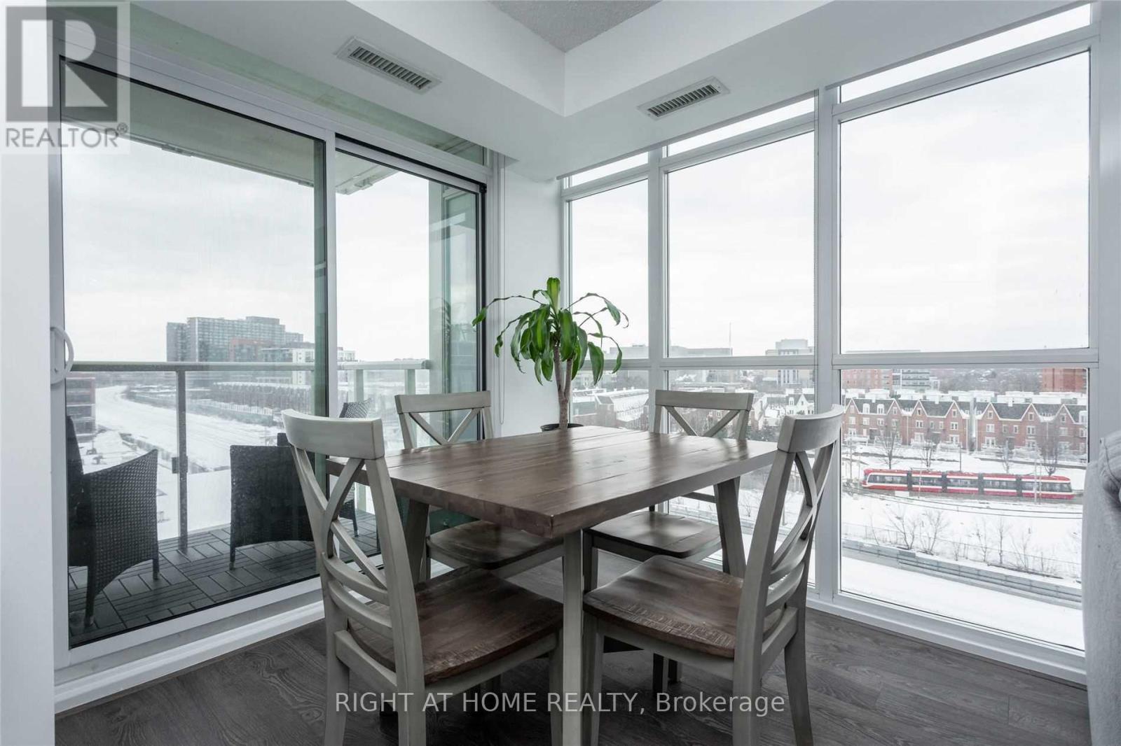 715 - 125 Western Battery Road, Toronto, Ontario  M6K 3R8 - Photo 4 - C12443371
