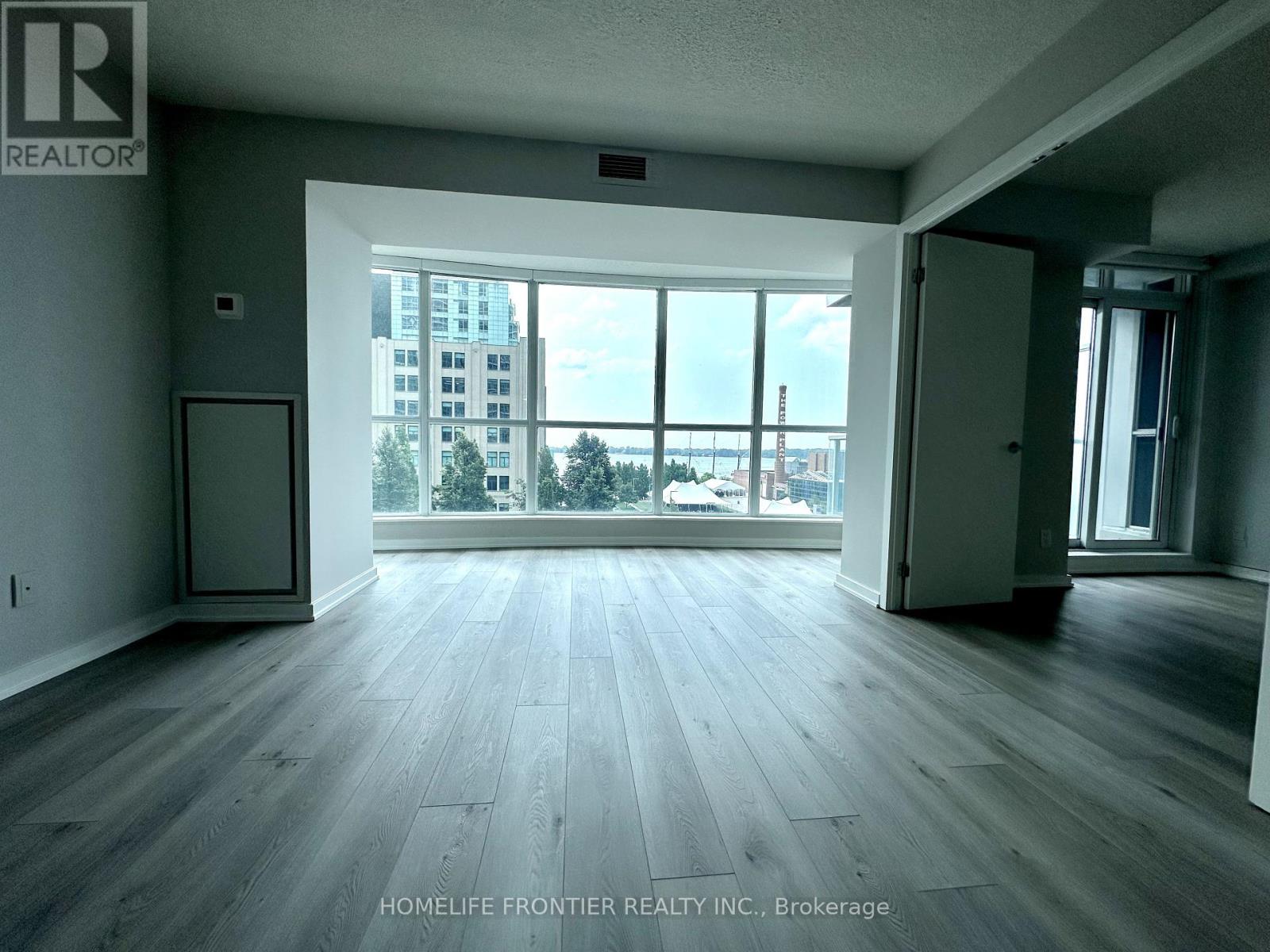 507 - 208 Queens Quay W, Toronto, Ontario  M5J 2Y5 - Photo 13 - C12443381