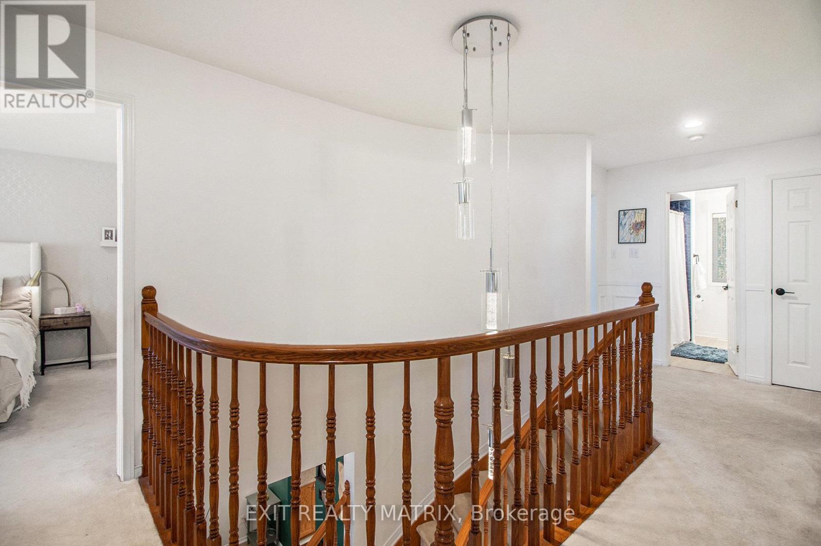 2205 Blue Willow Crescent, Ottawa, Ontario  K1W 1K6 - Photo 28 - X12443410