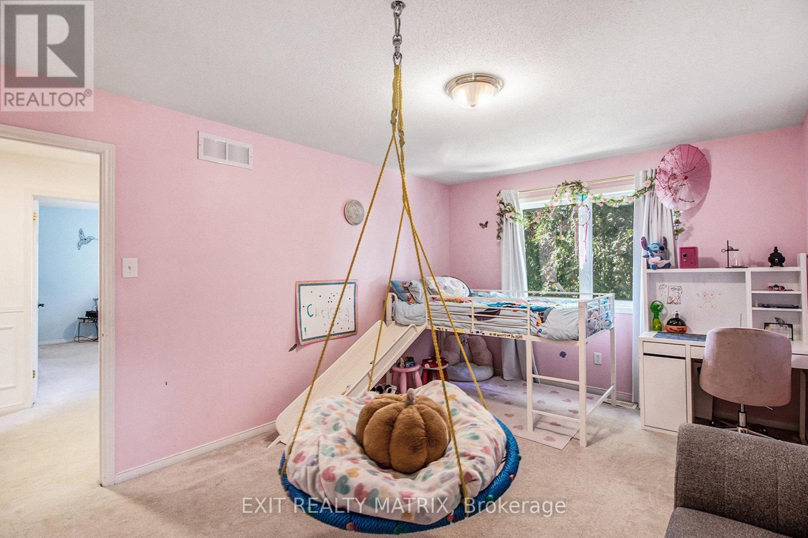 2205 Blue Willow Crescent, Ottawa, Ontario  K1W 1K6 - Photo 36 - X12443410