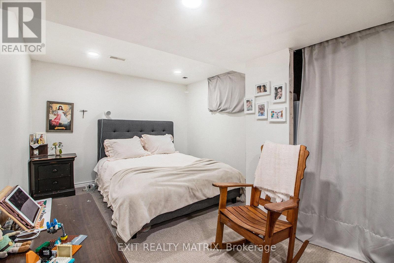 2205 Blue Willow Crescent, Ottawa, Ontario  K1W 1K6 - Photo 46 - X12443410