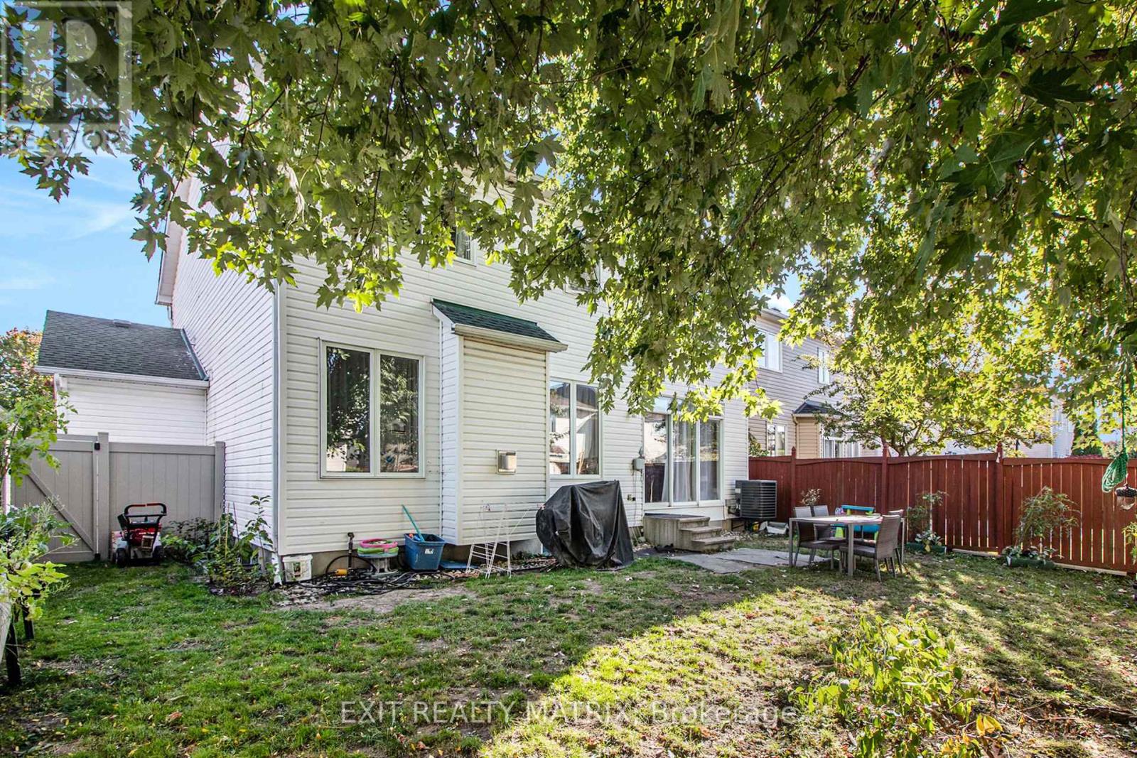 2205 Blue Willow Crescent, Ottawa, Ontario  K1W 1K6 - Photo 50 - X12443410