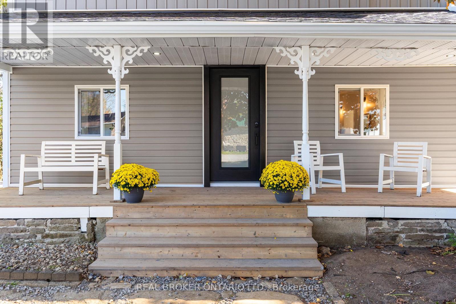 151 Church Street, Beckwith, Ontario  K7A 4S7 - Photo 4 - X12443418