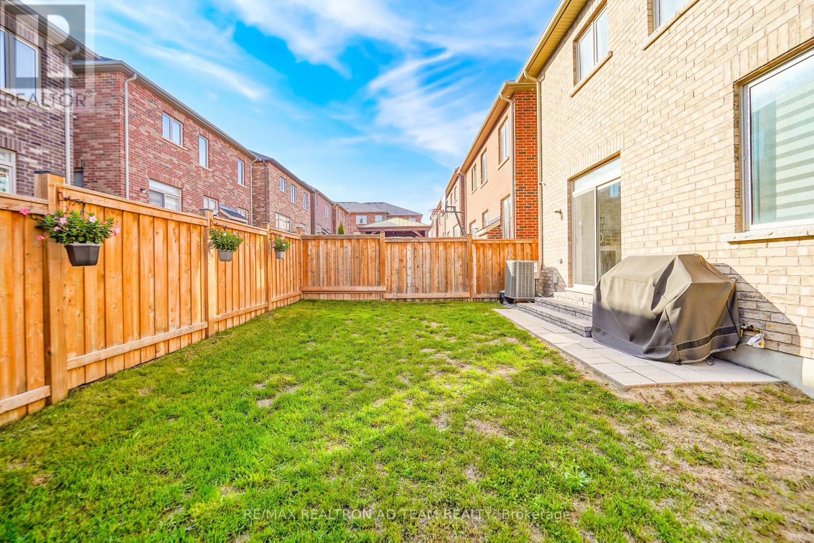 1109 Baltic Lane, Pickering, Ontario  L1X 0G9 - Photo 24 - E12443221