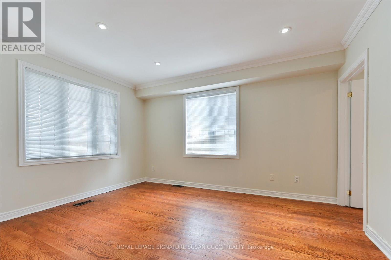 454 Donlands Avenue, Toronto (East York), Ontario  M4J 3S5 - Photo 5 - E12443229