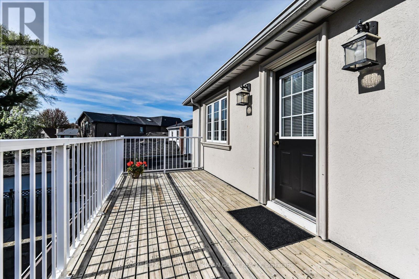 454 Donlands Avenue, Toronto (East York), Ontario  M4J 3S5 - Photo 21 - E12443236