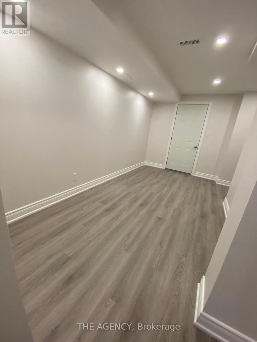 2697 Delphinium Trail, Pickering, Ontario  L1X 0L9 - Photo 6 - E12443303