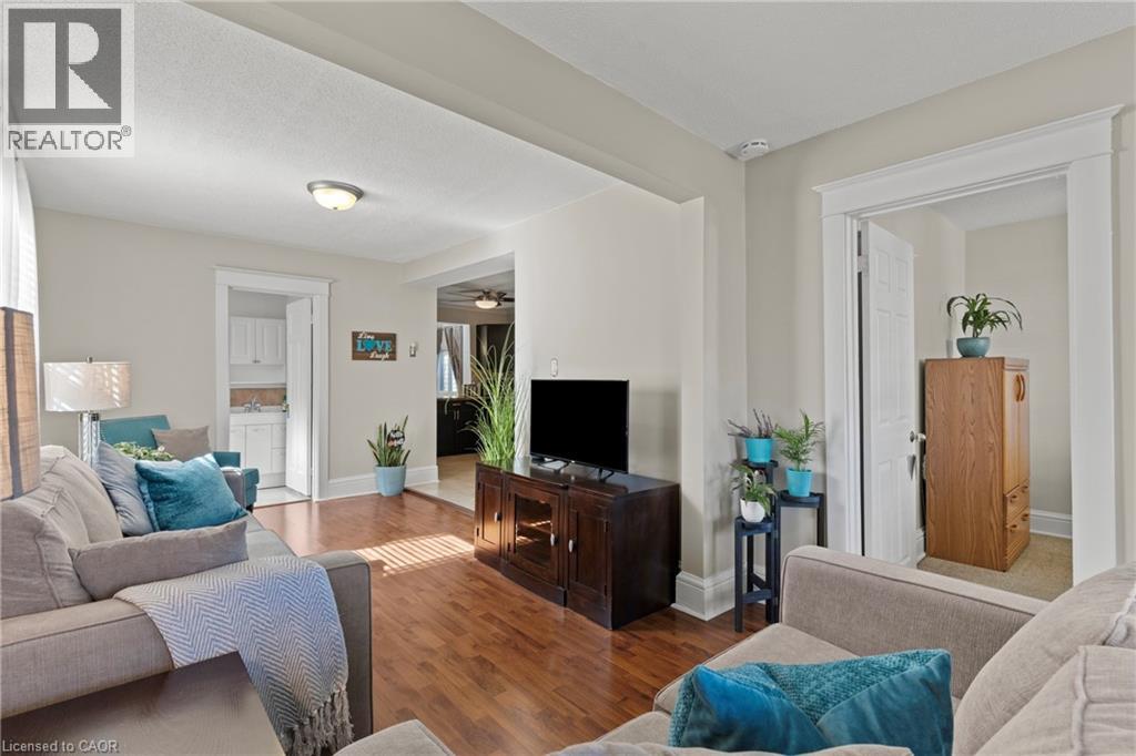 25 Mckinstry Street, Hamilton, Ontario  L8L 6C2 - Photo 7 - 40776168