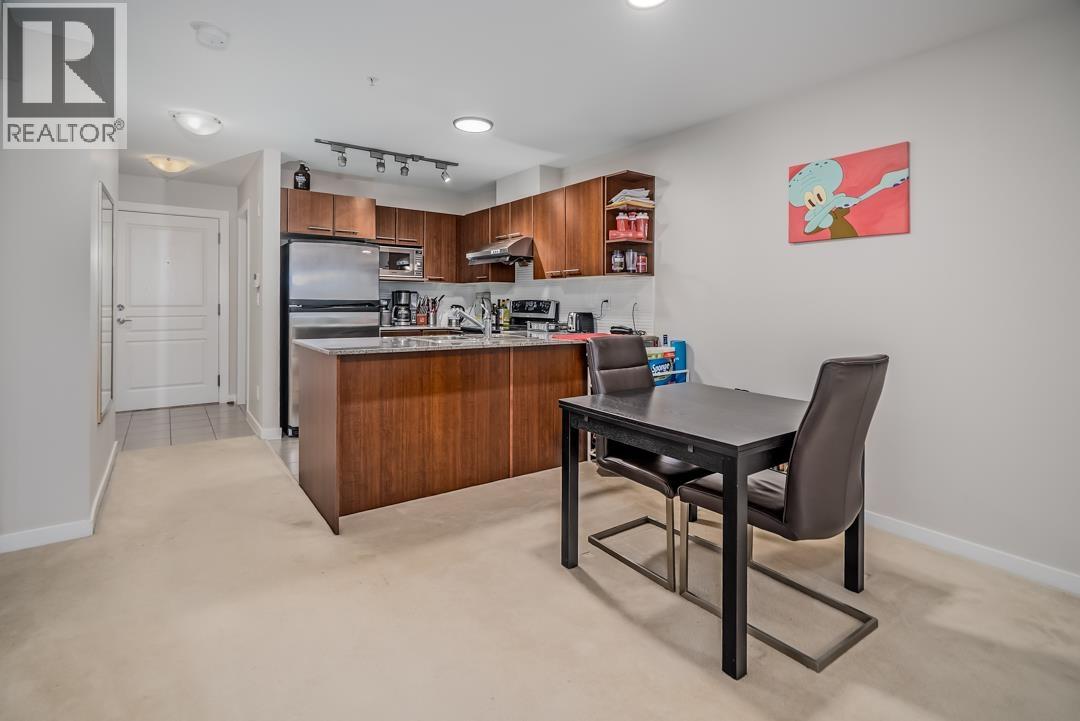 315 4788 Brentwood Drive, Burnaby, British Columbia  V5C 0C5 - Photo 9 - R3055035