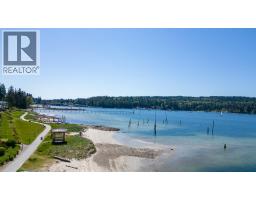5993 Beachgate Lane, Sechelt, Ca