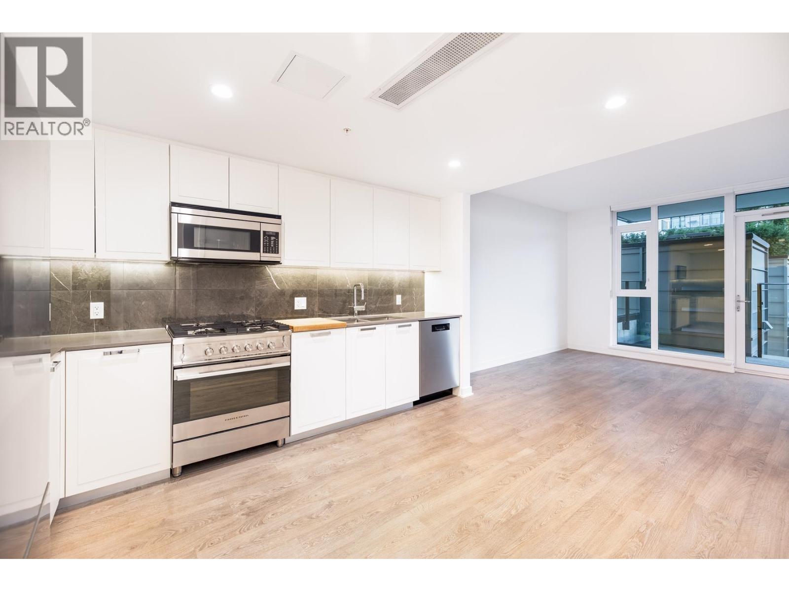 502 1401 Hunter Street, North Vancouver, British Columbia  V7J 0E2 - Photo 6 - R3055048