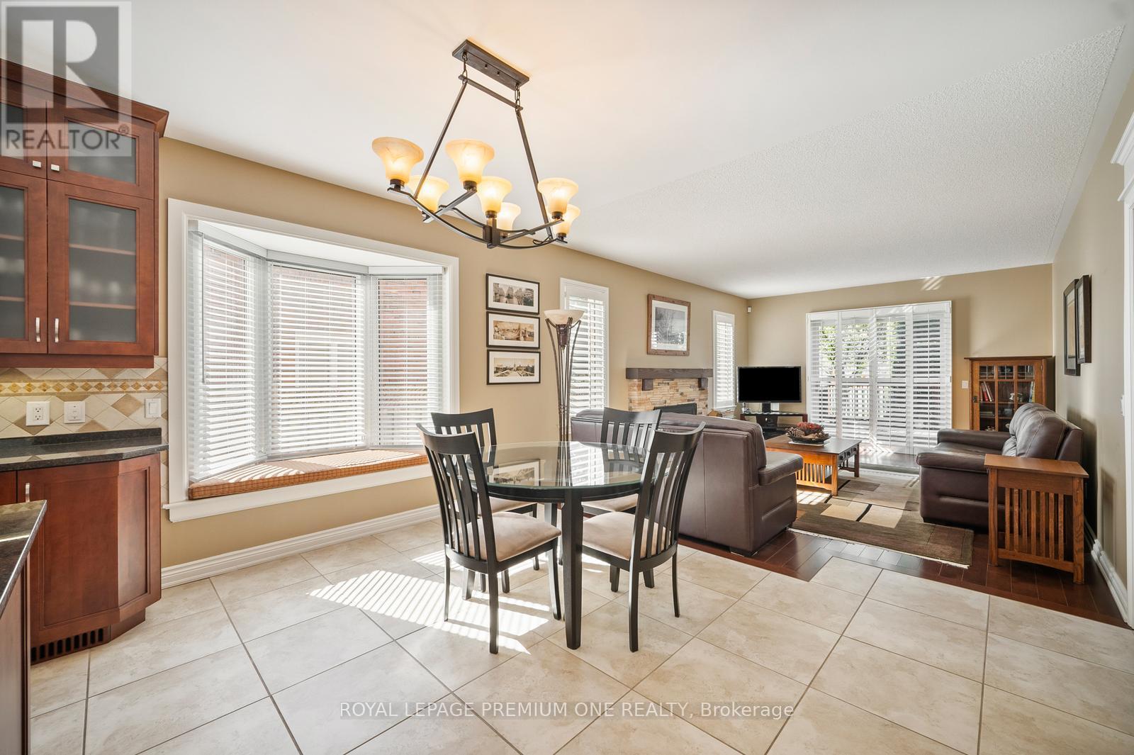 536 Village Parkway, Markham (Unionville), Ontario  L3R 9N5 - Photo 17 - N12443262