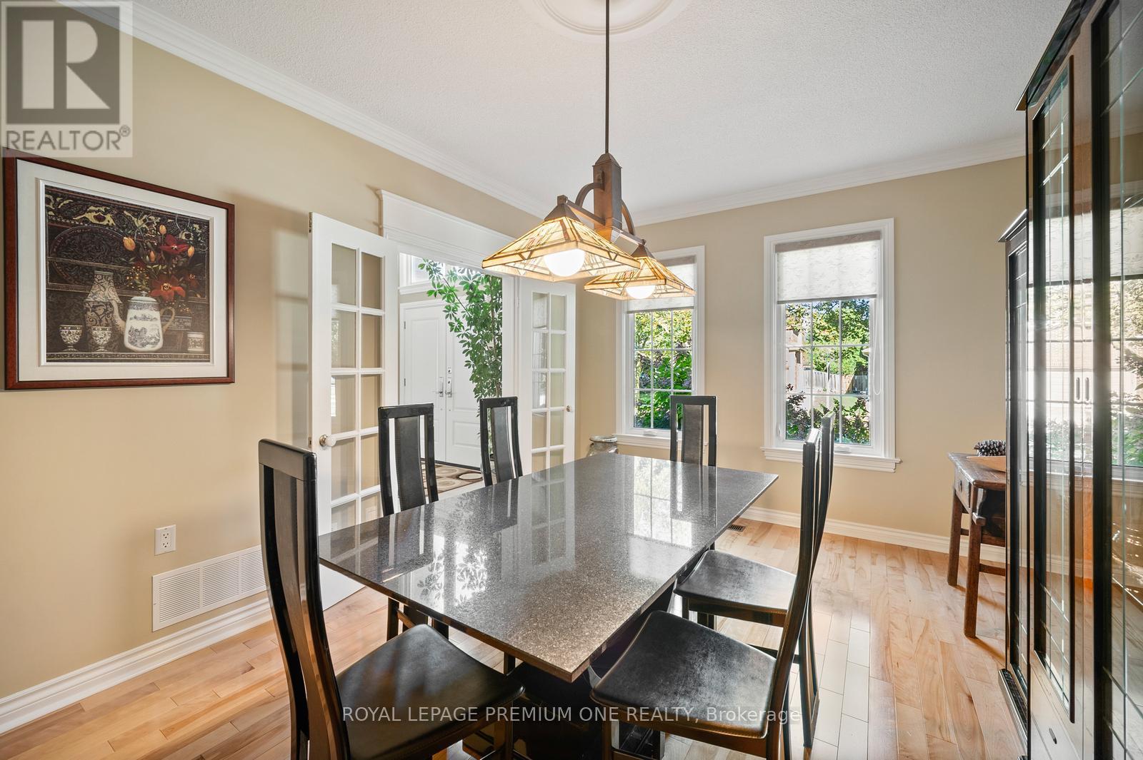 536 Village Parkway, Markham (Unionville), Ontario  L3R 9N5 - Photo 19 - N12443262