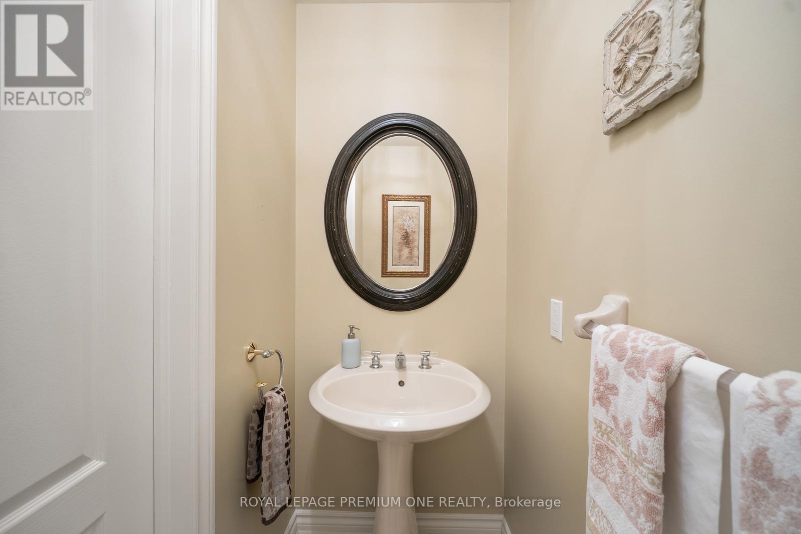 536 Village Parkway, Markham (Unionville), Ontario  L3R 9N5 - Photo 20 - N12443262