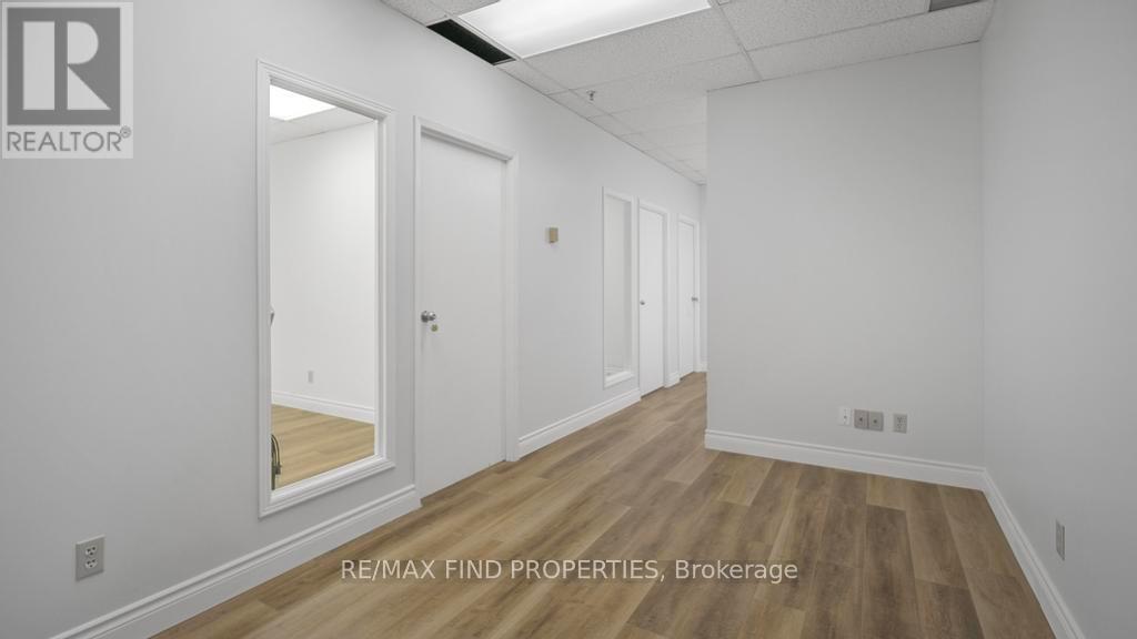 204 - 2750 14th Avenue, Markham, Ontario  L3R 0B6 - Photo 8 - N12443315
