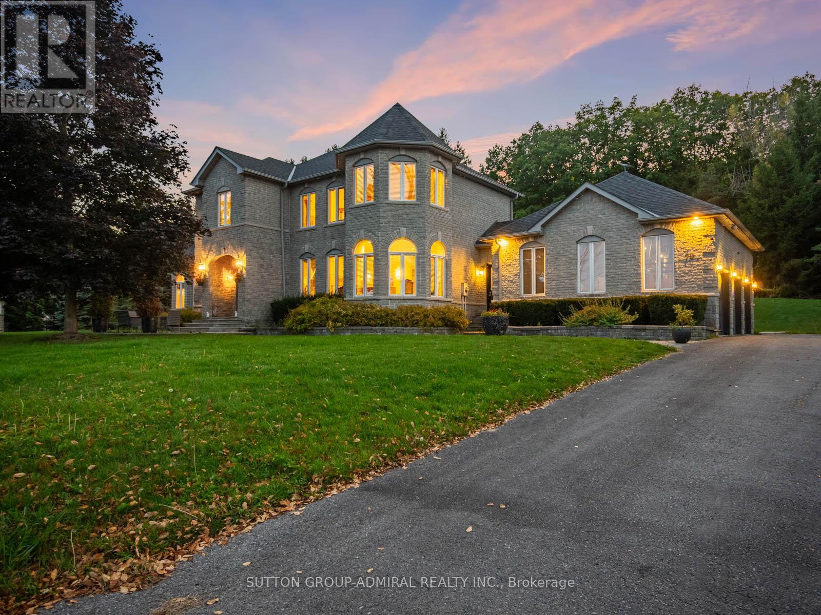 70 Kilkenny Trail, Bradford West Gwillimbury, Ontario  L3Z 3C5 - Photo 1 - N12443349